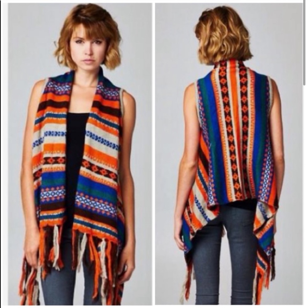 Aztec Print Sweater Vest with Fringed Hem